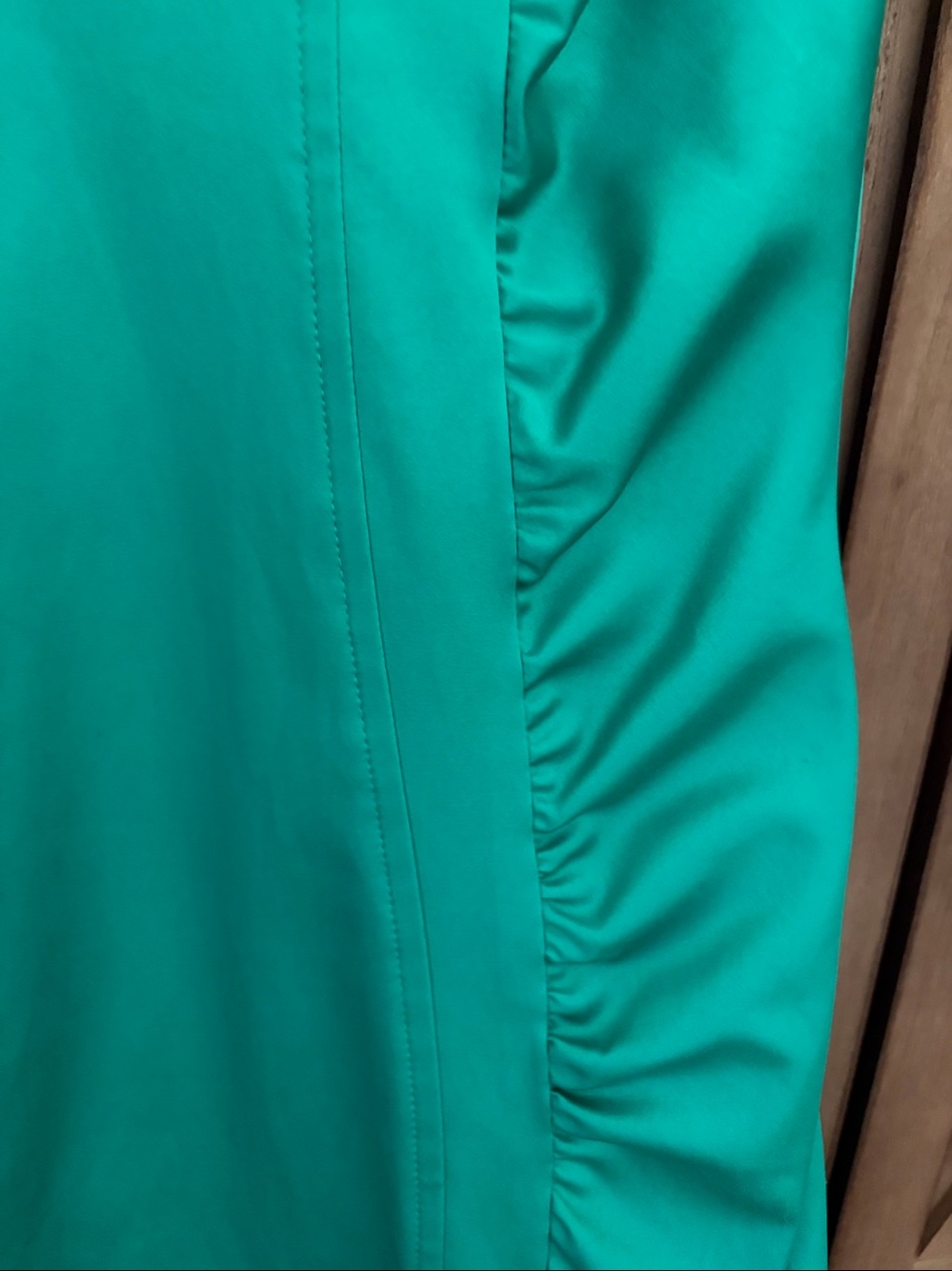 🇨🇦LE CHATEAU Gorgeous Emerald Green Form Fitting Dress SIZE XXS - Picture 7 of 12